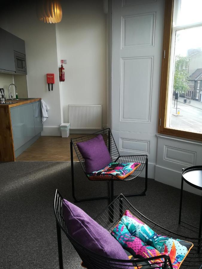 יורק Mcmillan House Studio Apartments מראה חיצוני תמונה