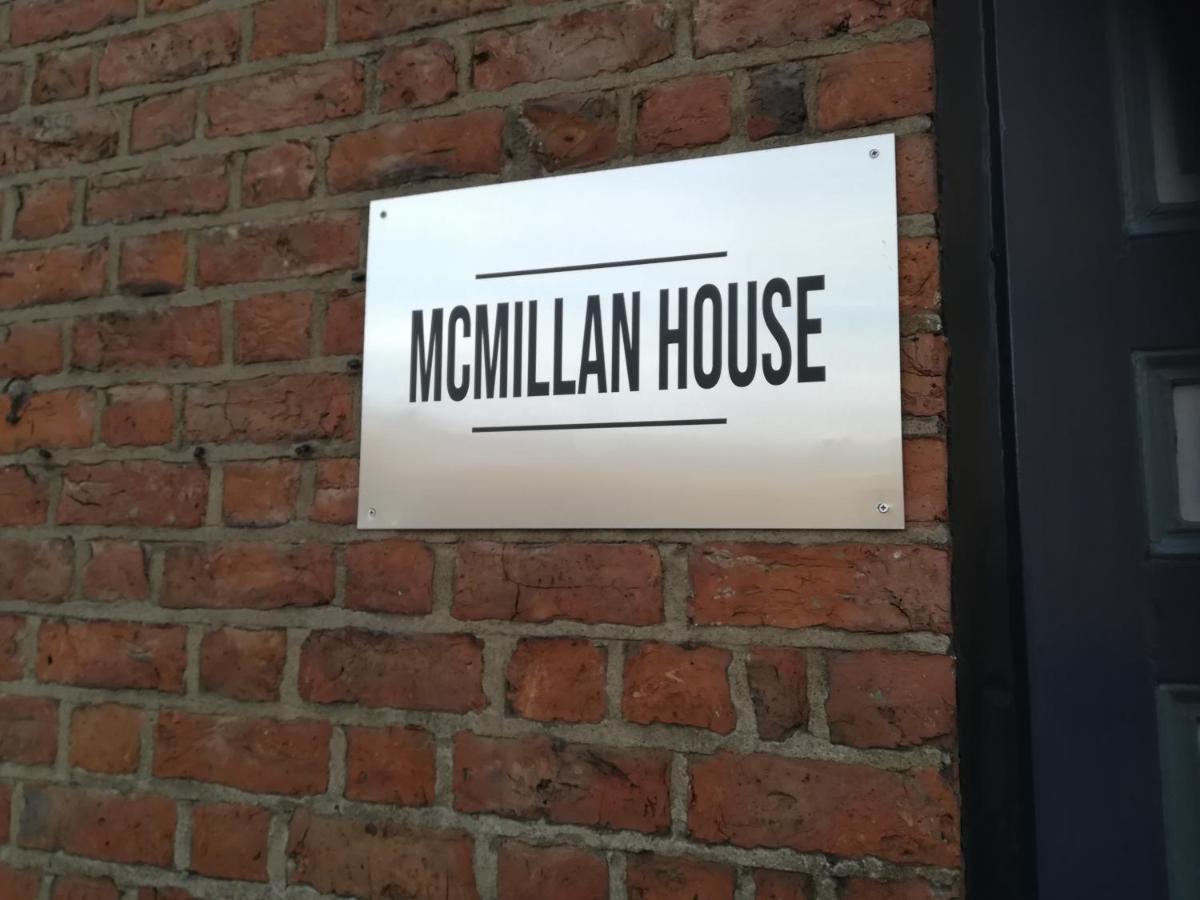 יורק Mcmillan House Studio Apartments מראה חיצוני תמונה